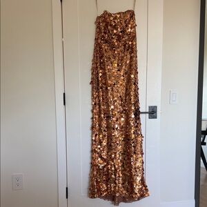 Bronx and Banco Women's Farah Strapless Sequined Gown